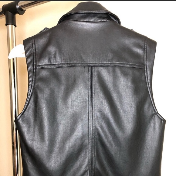 Zara Faux Leather Vest - Picture 2 of 2